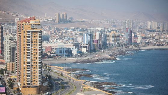 Puerto de Antofagasta: Un dispositivo urbano que intoxica