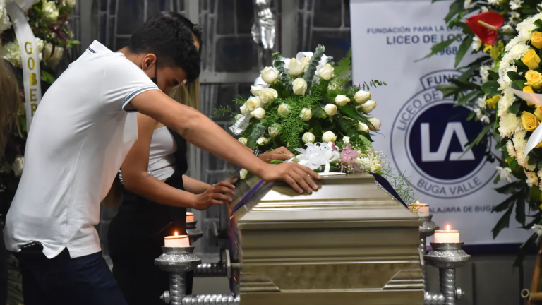 El frágil acuerdo de paz de Colombia, amenazado por el regreso de las masacres