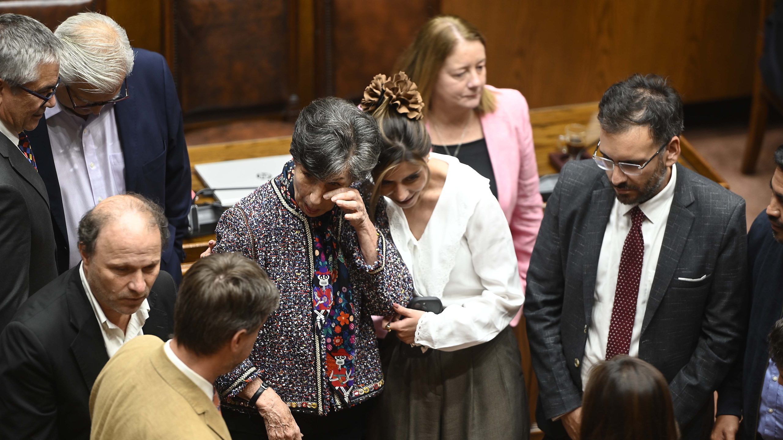 La sombra de la voluntad irracional: la salida de Isabel Allende