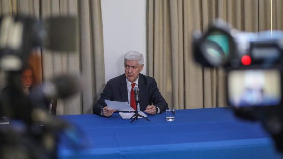 Contribuciones pendientes, moral selectiva: el delicado arte de evadir la evasión