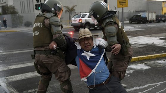 Indultos a militares y policías por delitos de violencia institucional durante el estallido social: la derecha contra el estado de derecho