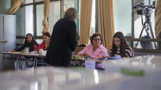 Las mujeres, la grieta en el proyecto de Kast y Milei