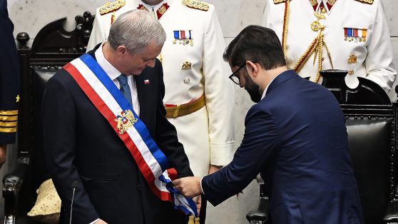 Gobiernos de minoría y aprobación presidencial