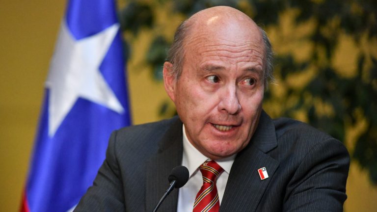 El ministro Quiroz y la descontinuación de la realidad