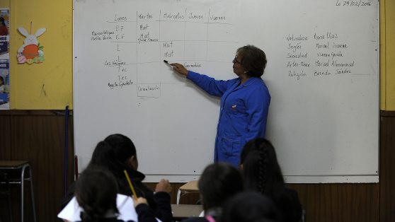 Nuevos requisitos para estudiar Pedagogía: ¿quiénes quedan fuera?