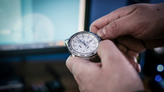 El tiempo como territorio: la discusión pendiente sobre el horario en Chile