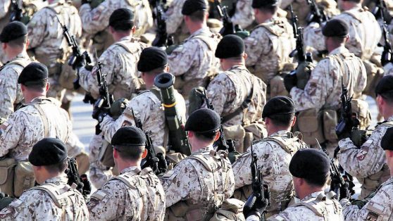 Espionaje del Ejército a Mauricio Weibel: Fiscalía indaga monitoreo militar a otros cinco periodistas