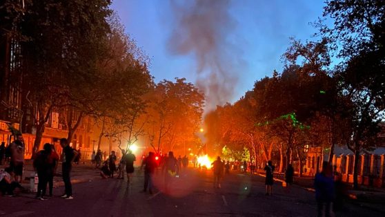 Retratos de la “Zona Cero” a tres meses del estallido: el cansancio asoma en la batalla sin tregua