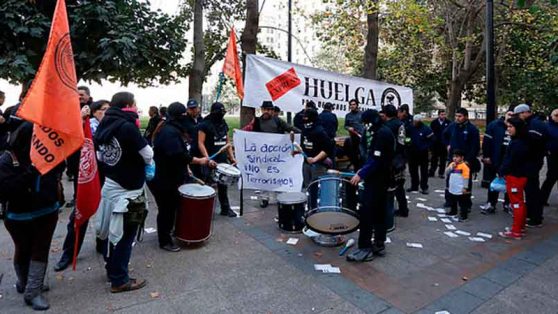 «Nos juntábamos afuera en la calle, en la plaza… ahí se formó nuestro sindicato». Nueva Constitución y derechos sindicales territoriales