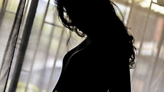 Acompañamiento a las mujeres que abortan: un programa abandonado a su suerte