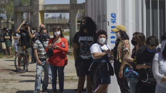 Crítica a la cobertura mediática de la encuesta Ipsos: “Tal vez nos sentimos peor que antes, pero eso no significa que estemos enfermos”