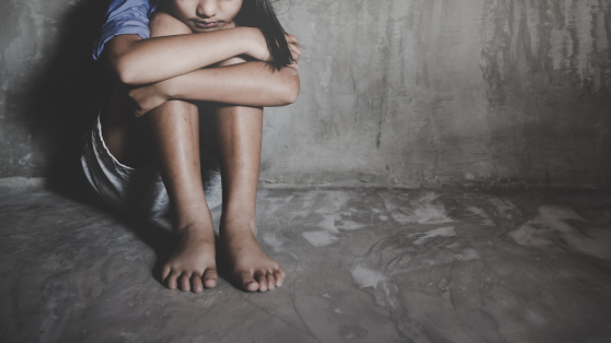 Cómo afecta a los niños vivir cerca de delitos violentos