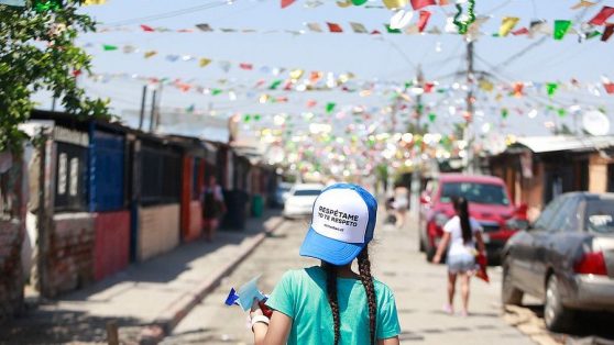 Zonas ocupadas II: un millón de santiaguinos vive en áreas catalogadas de alto riesgo y lejos de servicios básicos