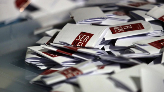 Captura de la política por el poder económico: donaciones de grandes empresarios inclinan la competencia electoral