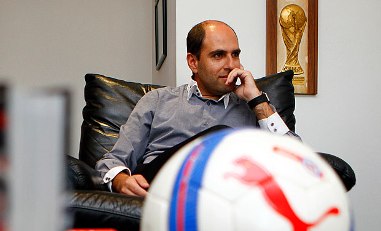 Sergio Jadue: Radiografía a los negocios e ingresos del presidente del fútbol profesional