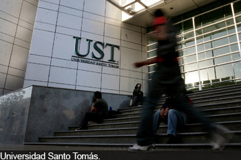 Lucro en la Universidad Santo Tomás: los préstamos por $13 mil millones que el Mineduc obvió