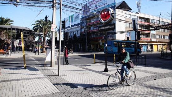 Vulnerabilidad urbana y accesibilidad en las comunas con cuarentena parcial