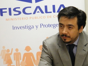 Detectives acusados de corrupción graban ilegalmente al fiscal que los investiga