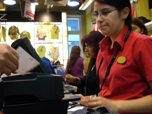 Grandes Tiendas II: Las mil y una razones sociales que fragmentan a los trabajadores