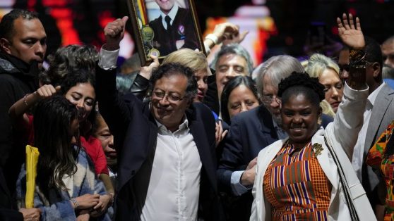Colombia: un cambio por izquierda. Los desafíos de prometer una nueva historia