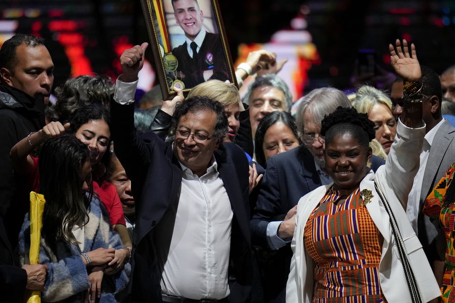 Colombia: un cambio por izquierda. Los desafíos de prometer una nueva historia