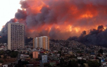 El historial de negligencia y corrupción que hizo arder a Valparaíso