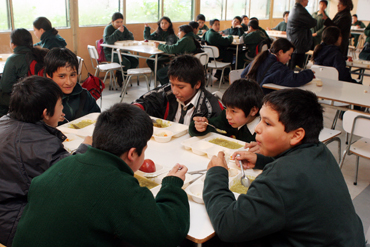 Los niños chilenos tienen derecho a alimentos saludables