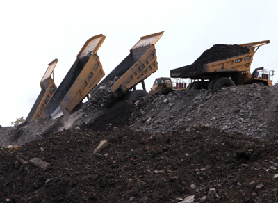 El millonario y oscuro negocio del carbón: Auge y miseria en El Cesar colombiano