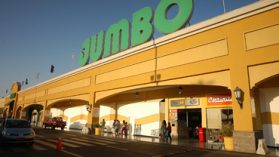 Cencosud bloquea entrega de documentos de Aduanas por internación irregular de camiones tras terremoto