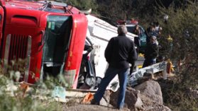 Mina de Anglo American debió estar cerrada cuando uno de sus camiones provocó mortal accidente en ruta a Farellones