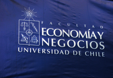 Ex directivo de Economía de la U. de Chile fue formalizado por negociación incompatible