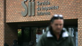 “Luksic, Angelini, Matte, Paulmann y Piñera: cada uno de ellos gana lo mismo que un millón de chilenos”