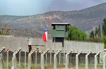 Punta Peuco III: El otro muro que divide a militares y carabineros