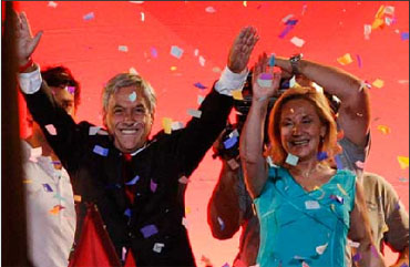 Piñera celebra con la urgencia de demostrar que es capaz de refundar a la derecha 