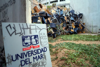 La batalla de los alumnos de la U. del Mar para salvar los documentos que prueban cómo se montó el fraude