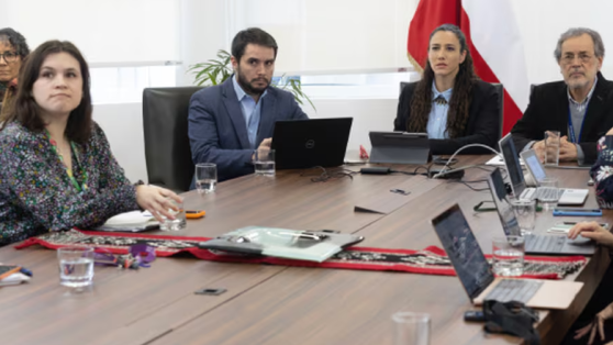 La validez de posturas divergentes en el debate sobre salud trans