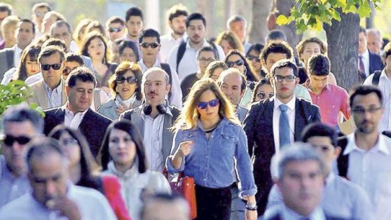 Trabajadores, empresas y bancos: por qué el Covid-19 puede tumbarlos a los tres